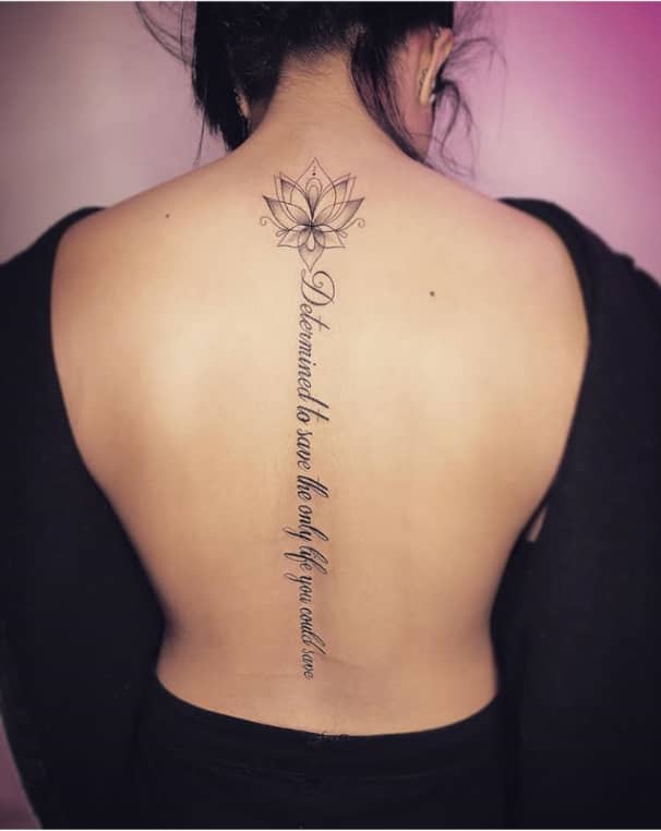 28 Delicate But Beautiful Spine Tattoo Designs For Women - The XO Factor