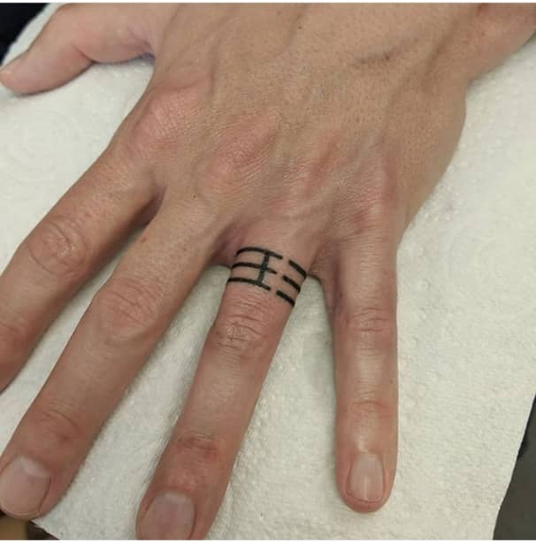 ring tattoo