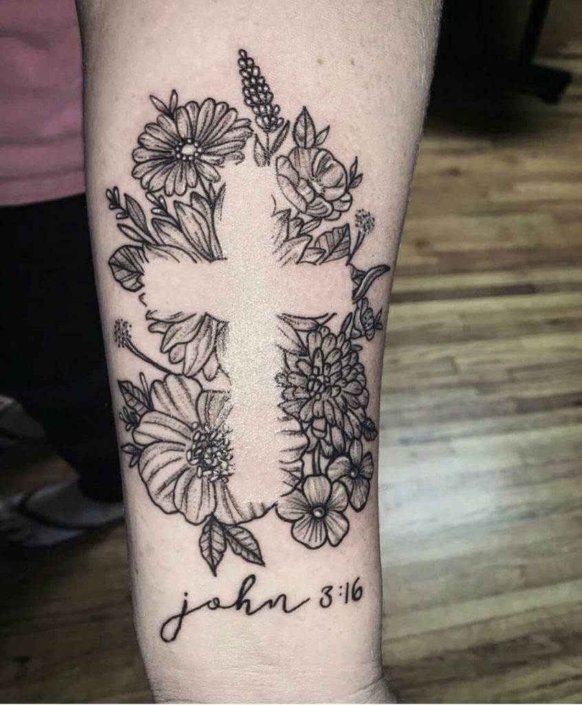 Veronica Gonzalez on Twitter Negative space cross in roses today I think  this was a really nice idea my client had      religioustattoos  religious religiousart cross crosstattoo crosstattoos 