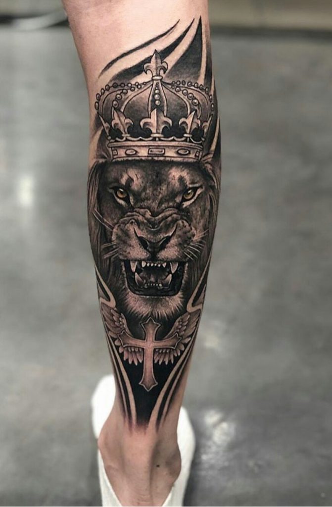 Update 98 about lion with wings tattoo latest  indaotaonec