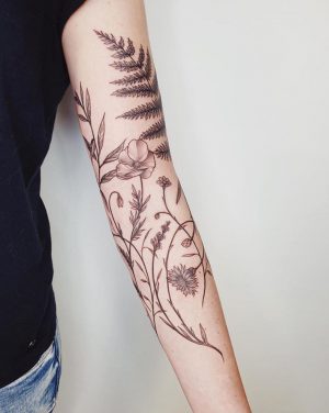 30+ Fern Tattoo Design Ideas - The XO Factor