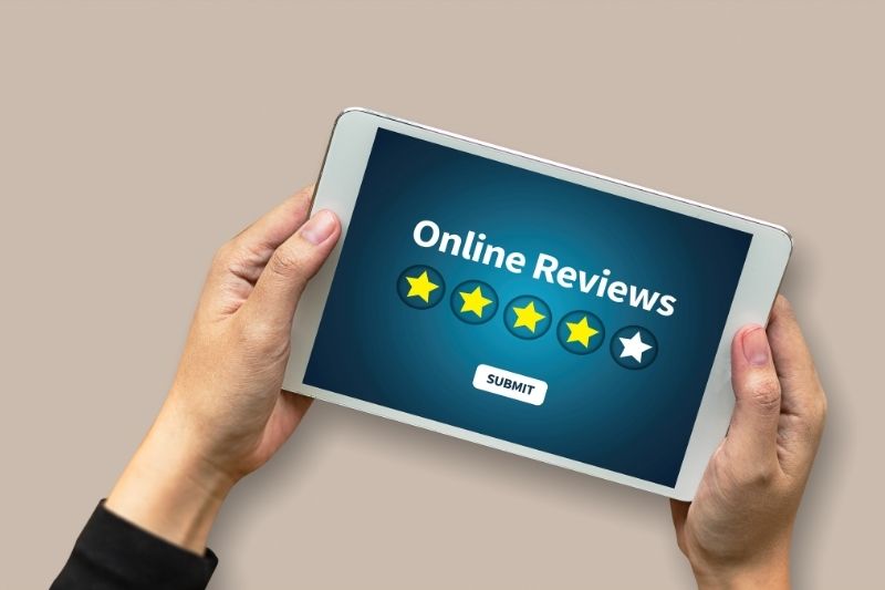 Online reviews and research questionnaires 