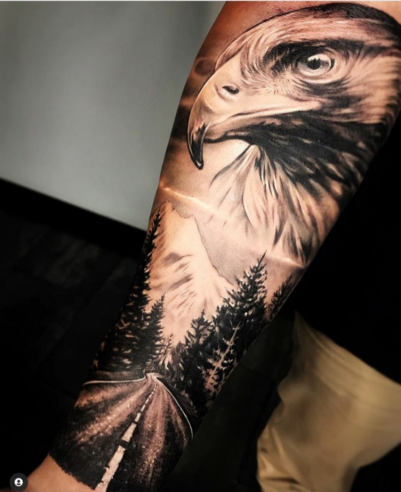 Bold & Striking - Eagle Tattoo Ideas For 2023 - Tattoo Stylist