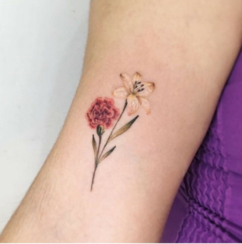 20+ Gorgeous Lily Flower Tattoos For Women - The XO Factor