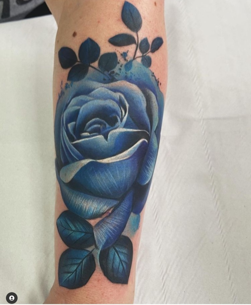 24 Lovely Blue Rose Tattoo Designs - The XO Factor