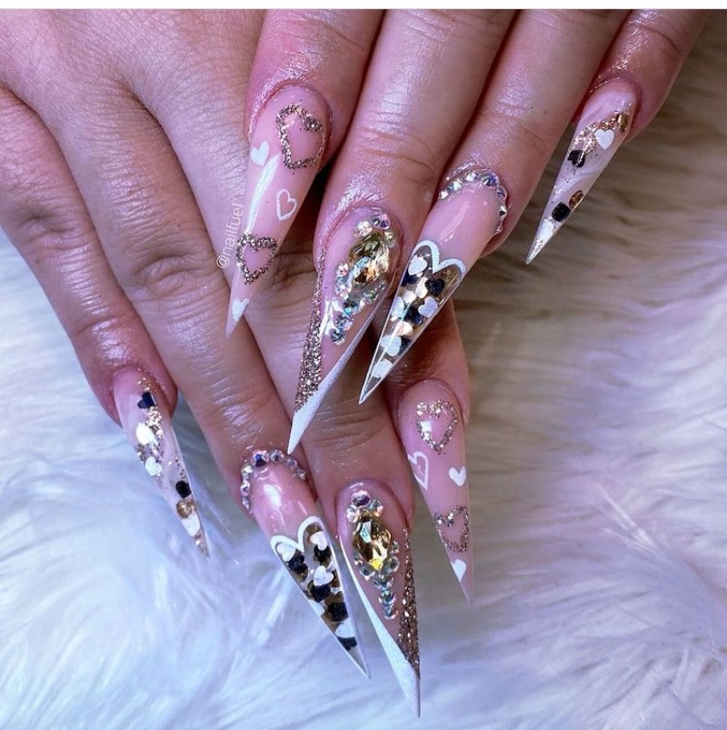 pointy nails