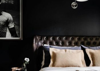 18+ Cool Dark Bedroom Decor Ideas