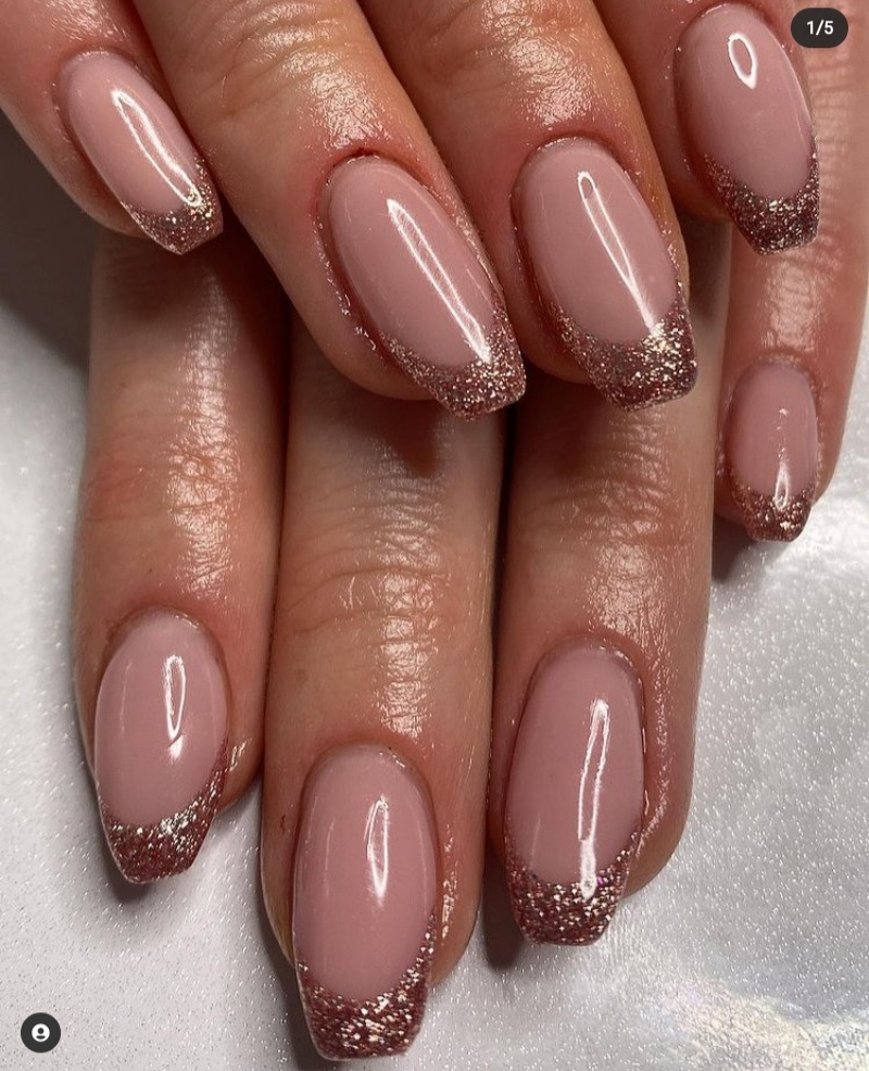 almond nail designs