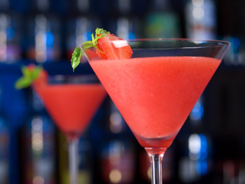 Strawberry Daiquiri - 7 Refreshing Cocktails To Try This Summer
